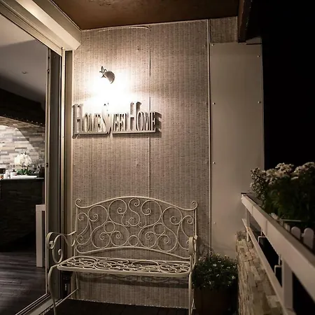 90m2 Mit Balkon